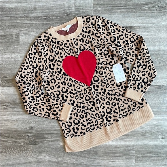 NEW Time And Tru heart animal print sweater - Picture 1 of 3